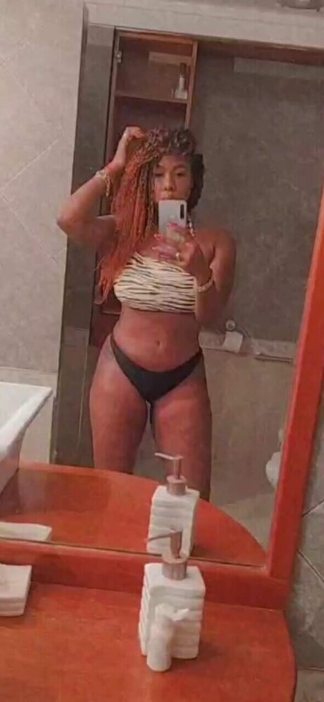 Foto desnuda filtrada de OnlyFans de Tuchini