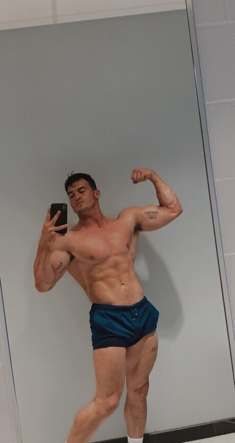Foto desnuda filtrada de OnlyFans de Sean Layton
