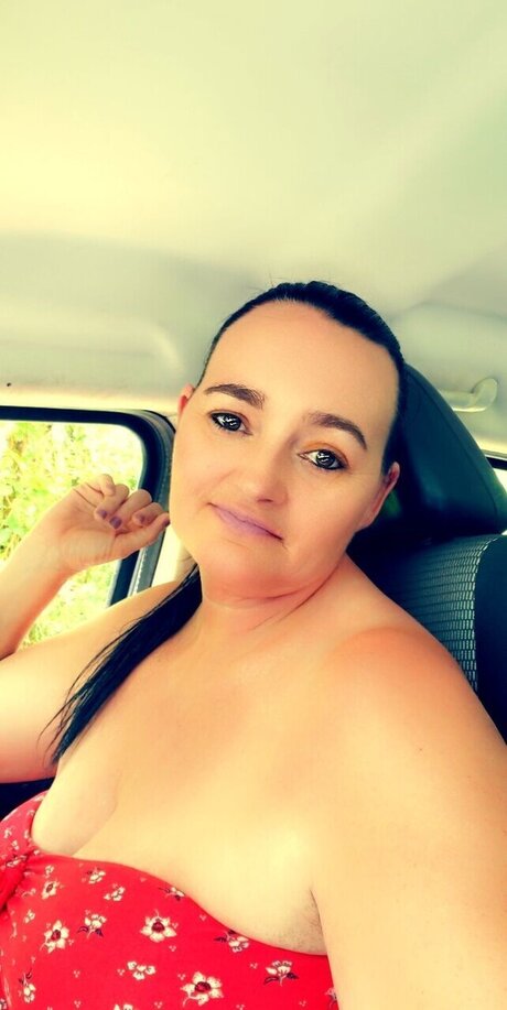 Foto desnuda filtrada de OnlyFans de Loretta Hinkle