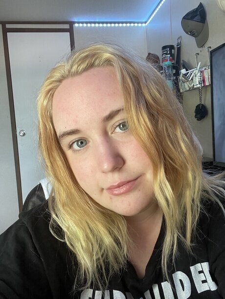 Foto desnuda filtrada de OnlyFans de Emma Dawn