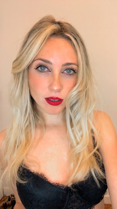 Foto desnuda filtrada de OnlyFans de Davi