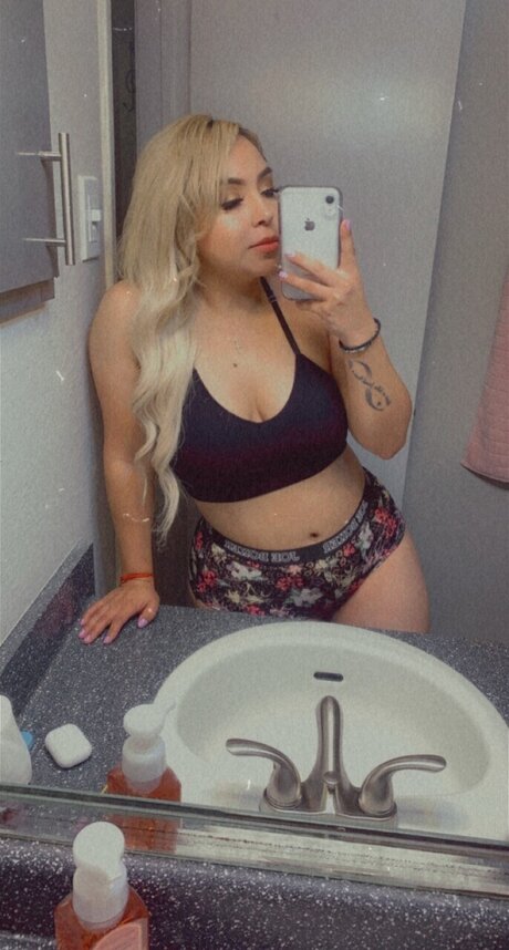 Foto desnuda filtrada de OnlyFans de Evelyn Rios