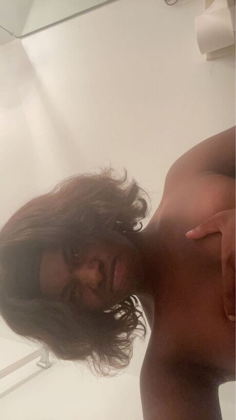 Foto desnuda filtrada de OnlyFans de Angel