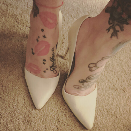 Foto desnuda filtrada de OnlyFans de Tattooed Tootsie