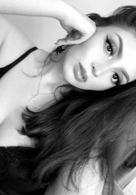 Foto desnuda filtrada de OnlyFans de Selma