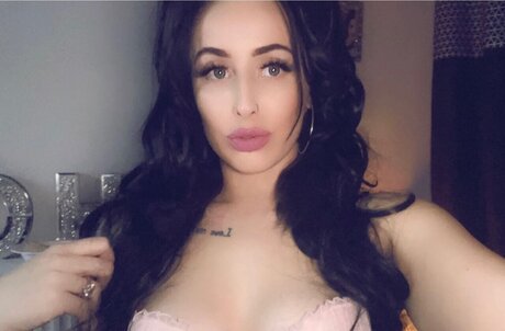 Foto desnuda filtrada de OnlyFans de Porshababey
