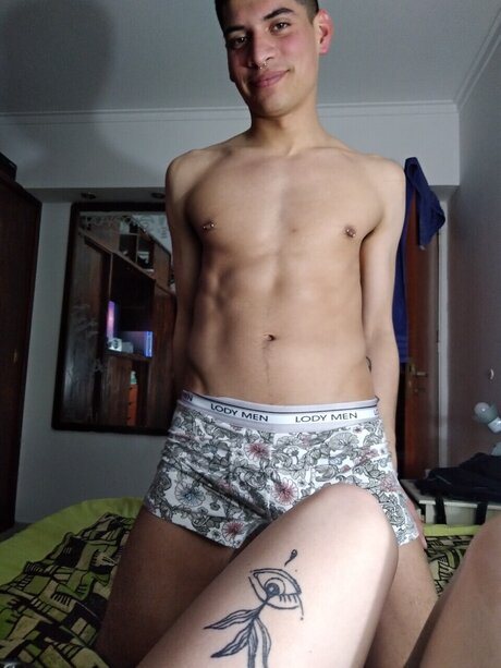 Foto desnuda filtrada de OnlyFans de Marianoeze