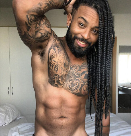 Foto desnuda filtrada de OnlyFans de Merson Fernandes