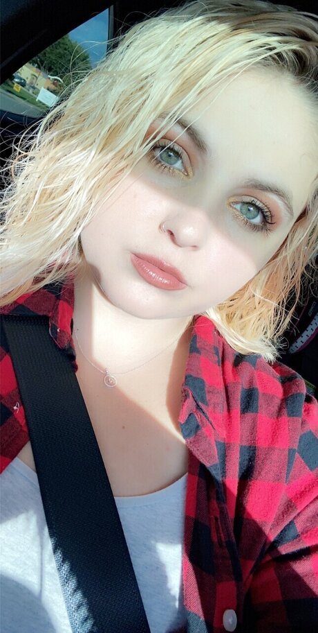 Foto desnuda filtrada de OnlyFans de Makenzie Smith