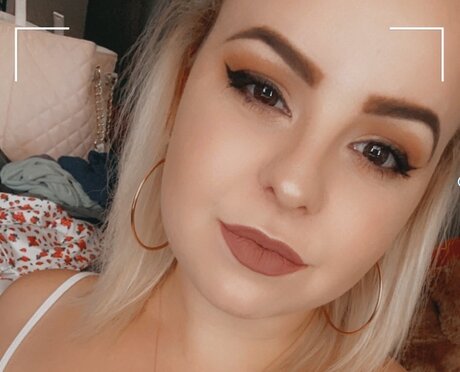 Foto desnuda filtrada de OnlyFans de Rebecca Ousterman