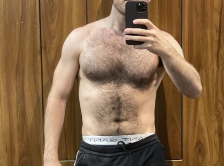 Foto desnuda filtrada de OnlyFans de Nordic Scruff
