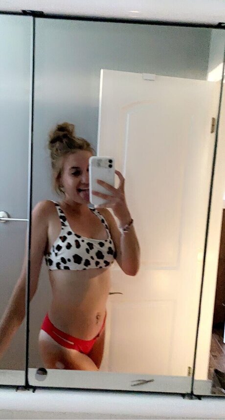 Foto desnuda filtrada de OnlyFans de Adriana Lynae