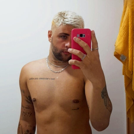 Foto desnuda filtrada de OnlyFans de Marcos Mello