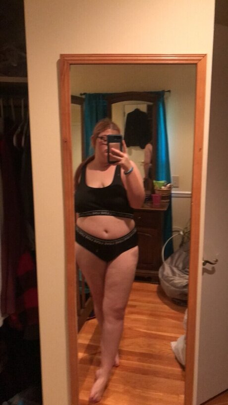 Foto desnuda filtrada de OnlyFans de Kloe