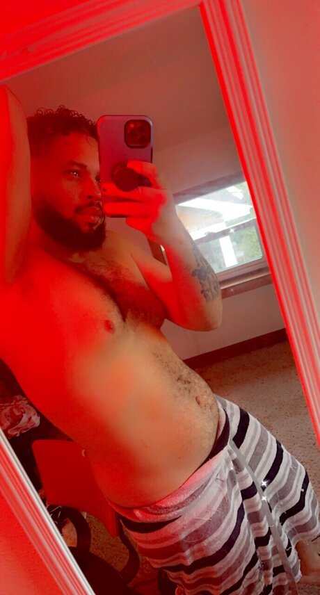 Foto desnuda filtrada de OnlyFans de Jeremy Santiago