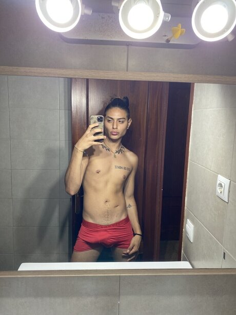 Foto desnuda filtrada de OnlyFans de    