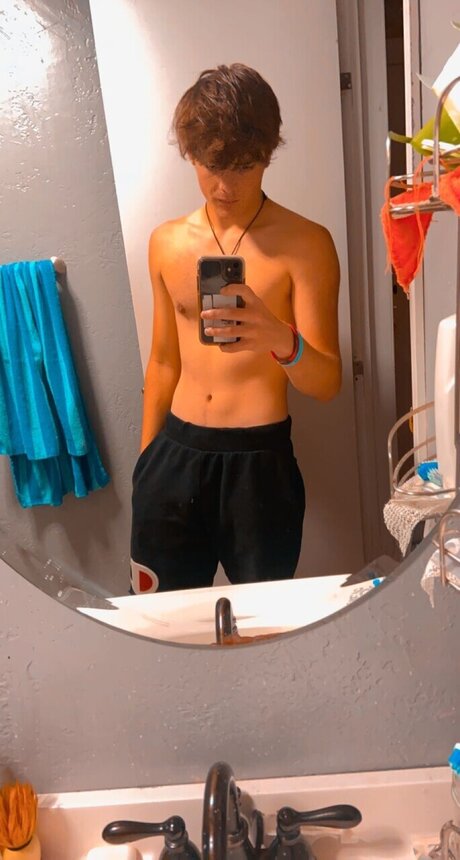 Foto desnuda filtrada de OnlyFans de Chase Johnson