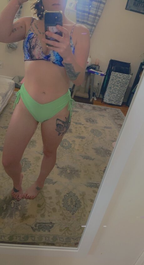 Foto desnuda filtrada de OnlyFans de Emily