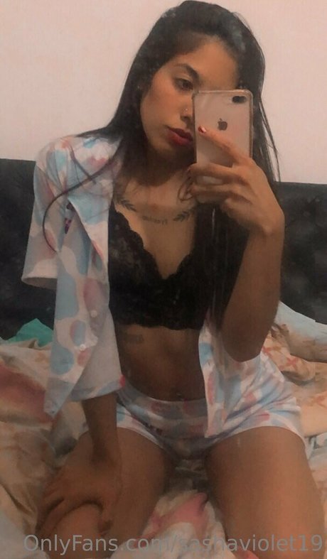 Foto desnuda filtrada de OnlyFans de Sashaviolet19
