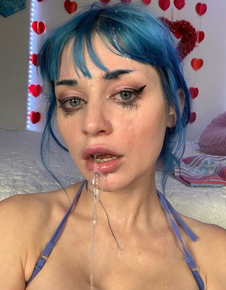 Foto desnuda filtrada de OnlyFans de Freejewelzblu