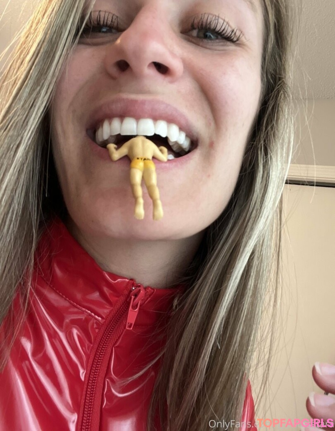 Foto desnuda filtrada de OnlyFans de Giantesstara #60 Foto desnuda filtrada de OnlyFans de Giantesstara #60