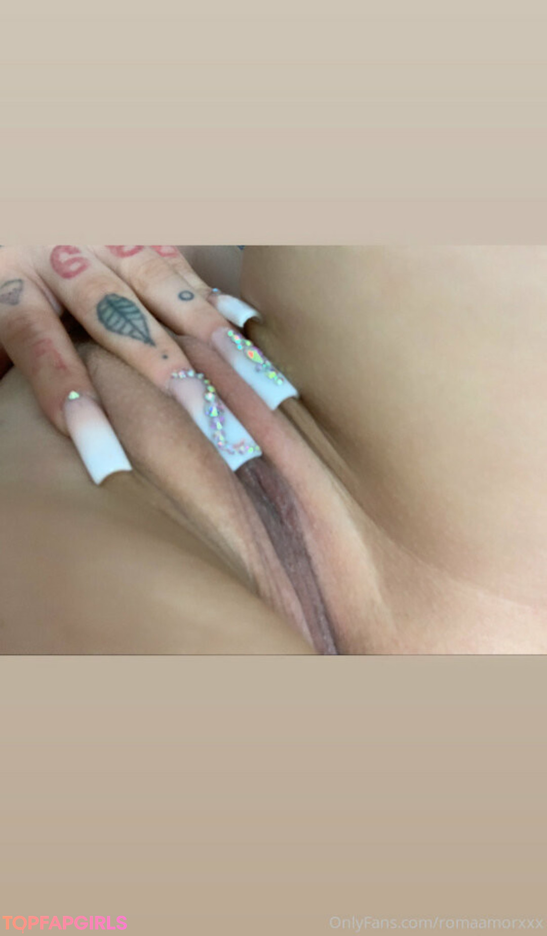 Foto desnuda filtrada de OnlyFans de Romaamorxxx #320 Foto desnuda filtrada de OnlyFans de Romaamorxxx #320