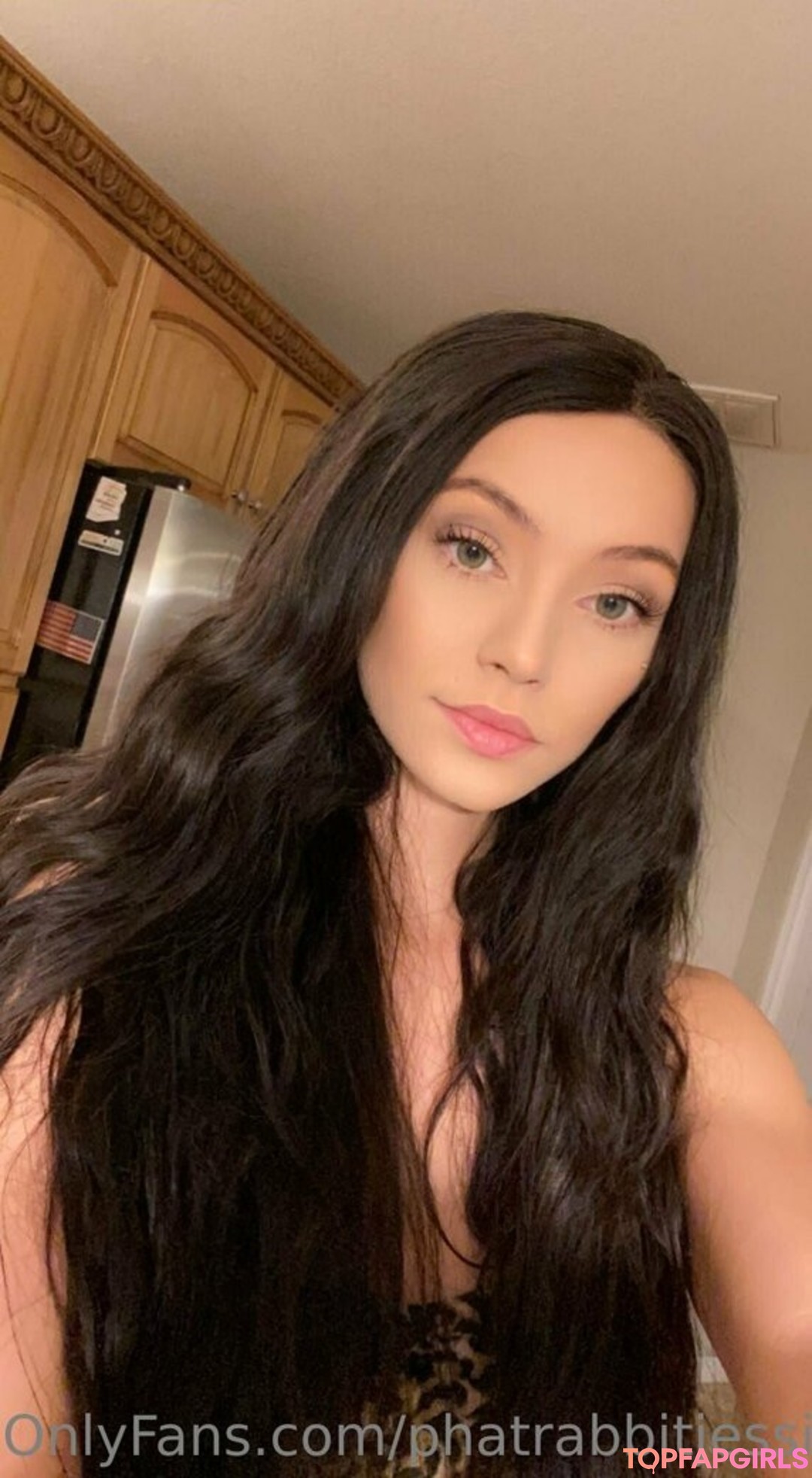 Foto desnuda filtrada de OnlyFans de Phatrabbitjessica #37 Foto desnuda filtrada de OnlyFans de Phatrabbitjessica #37