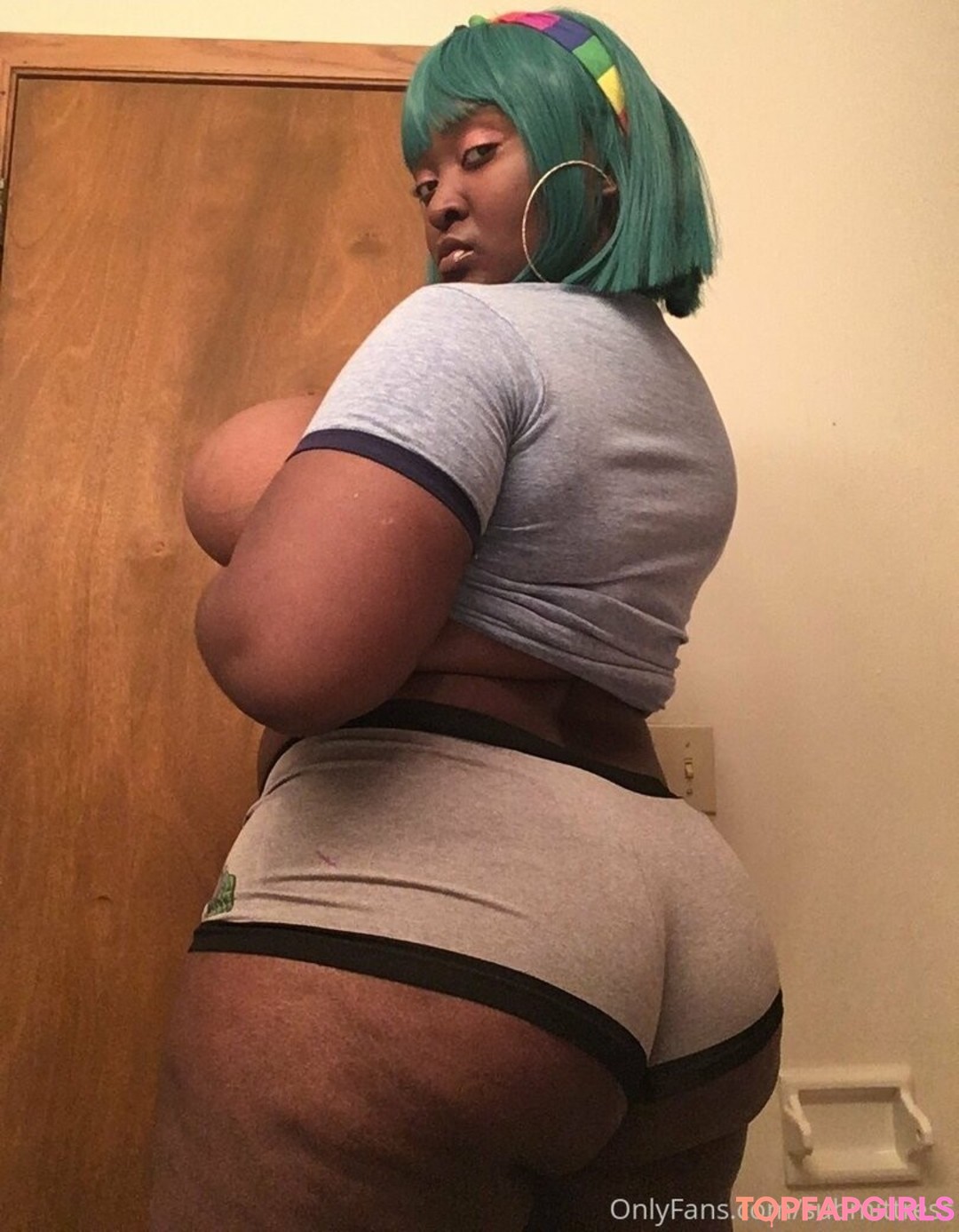 Foto desnuda filtrada de OnlyFans de Submittress #75 Foto desnuda filtrada de OnlyFans de Submittress #75