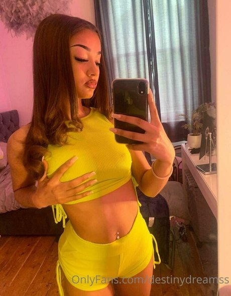 Foto desnuda filtrada de OnlyFans de Destinydreamss