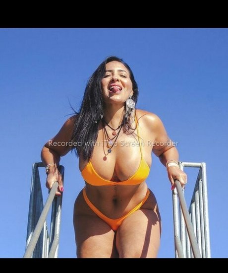 Foto desnuda filtrada de OnlyFans de Gislainepenaa