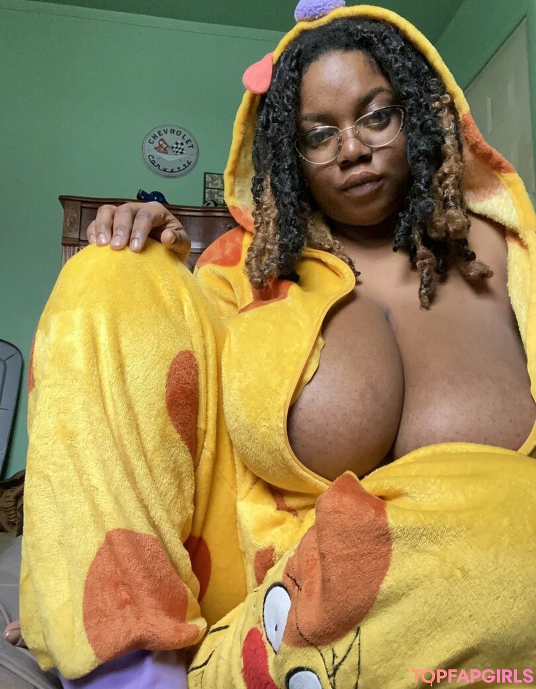 Foto desnuda filtrada de OnlyFans de Moodytaylor #3 Foto desnuda filtrada de OnlyFans de Moodytaylor #3