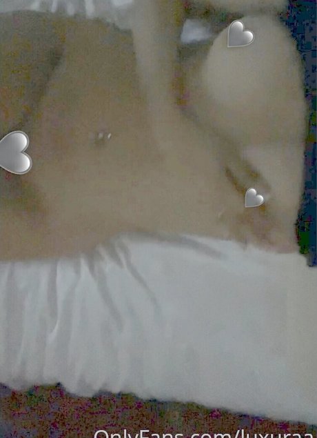 Foto desnuda filtrada de OnlyFans de Luxuraa