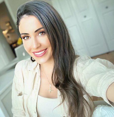 Anna Paulina Luna
