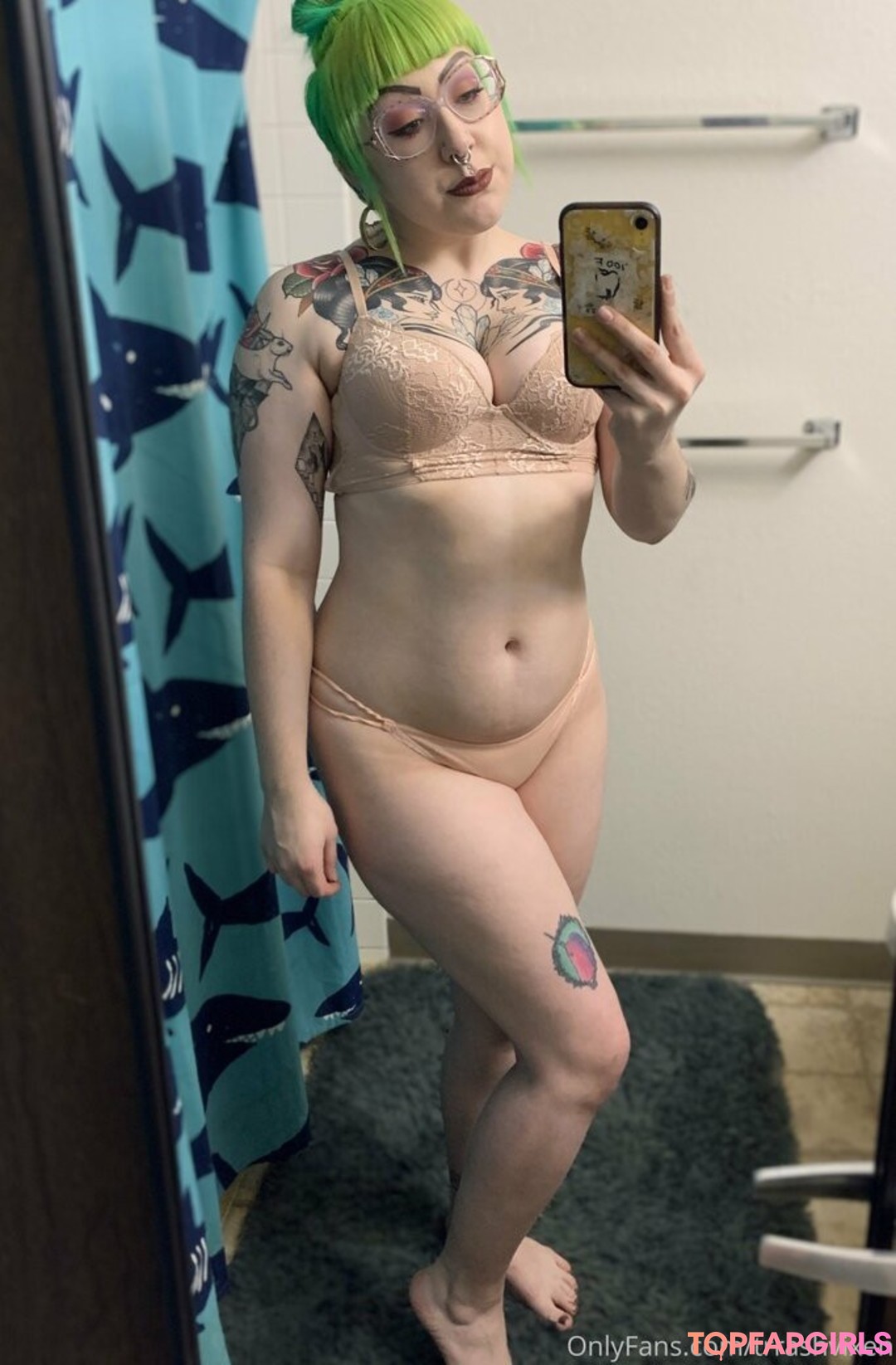 Foto desnuda filtrada de OnlyFans de Trrashvixen #84 Foto desnuda filtrada de OnlyFans de Trrashvixen #84