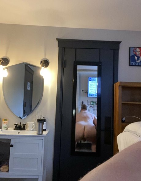 Foto desnuda filtrada de OnlyFans de Roaminghog