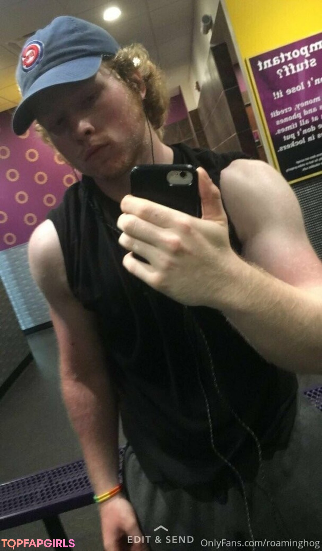 Foto desnuda filtrada de OnlyFans de Roaminghog #9 Foto desnuda filtrada de OnlyFans de Roaminghog #9