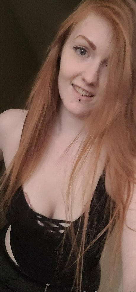 Foto desnuda filtrada de OnlyFans de Foxdollfree