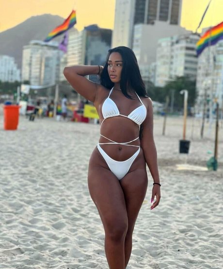 Foto desnuda filtrada de OnlyFans de Thaynunes