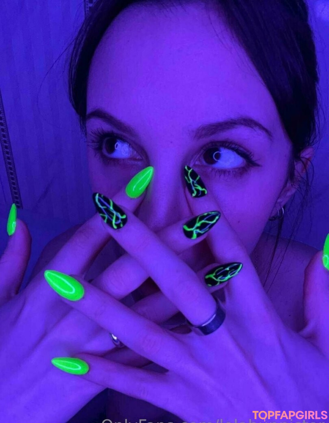 Foto desnuda filtrada de OnlyFans de Lovelylollyhehe #97 Foto desnuda filtrada de OnlyFans de Lovelylollyhehe #97