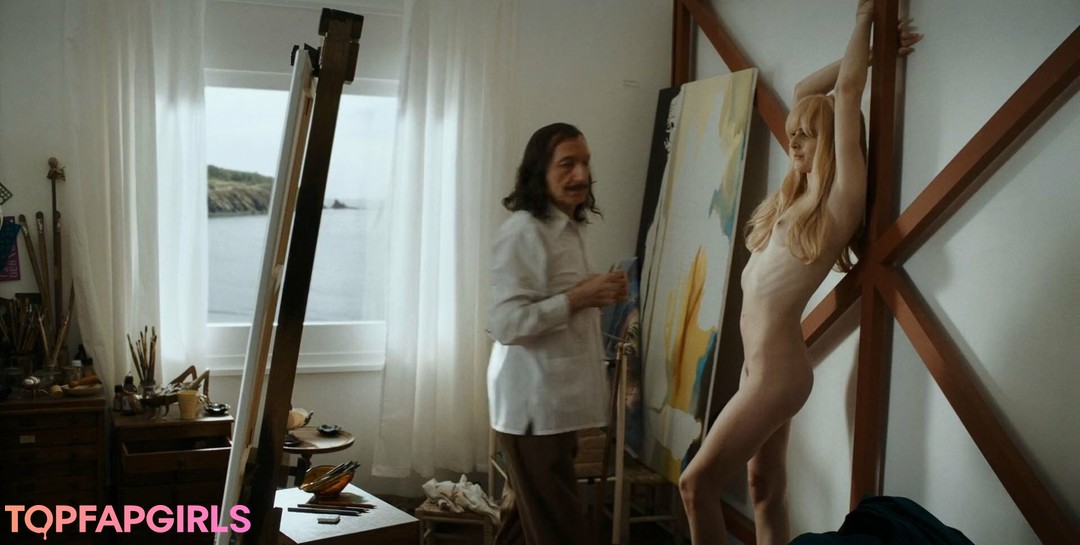 Foto desnuda filtrada de OnlyFans de Andreja Pejic #2 Foto desnuda filtrada de OnlyFans de Andreja Pejic #2