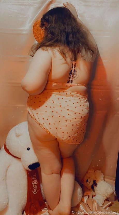 Foto desnuda filtrada de OnlyFans de Cutepeaches2