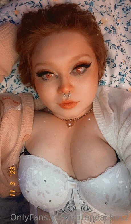 Cutepeaches2
