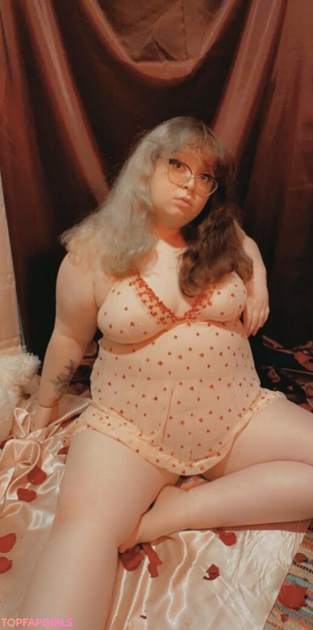 Foto desnuda filtrada de OnlyFans de Cutepeaches2 #28 Foto desnuda filtrada de OnlyFans de Cutepeaches2 #28