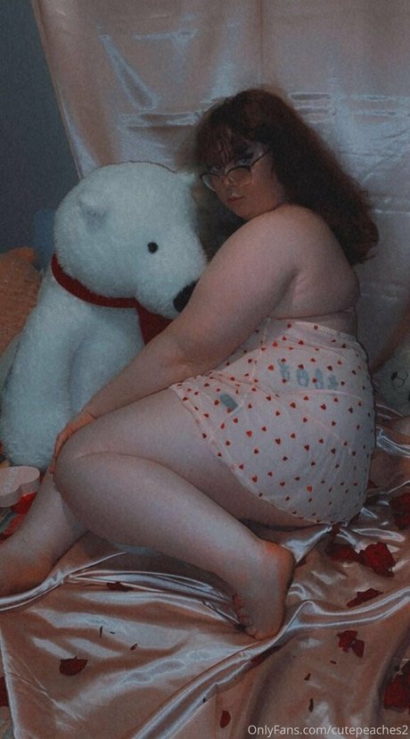 Foto desnuda filtrada de OnlyFans de Cutepeaches2
