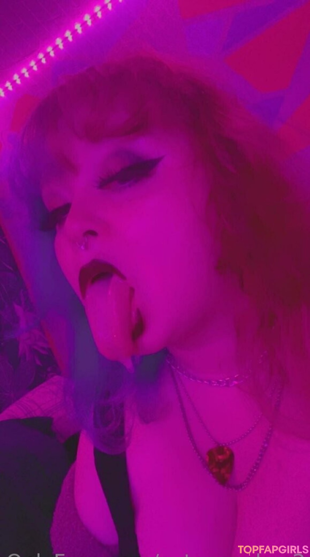 Foto desnuda filtrada de OnlyFans de Cutepeaches2 #84 Foto desnuda filtrada de OnlyFans de Cutepeaches2 #84