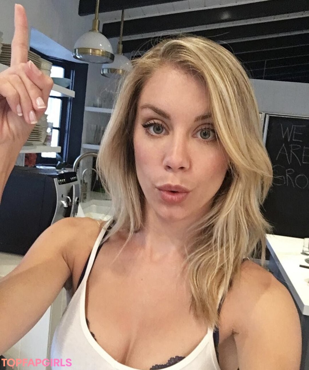 Foto desnuda filtrada de OnlyFans de Jennifer Holland #36 Foto desnuda filtrada de OnlyFans de Jennifer Holland #36