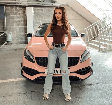 Xavia Brooke