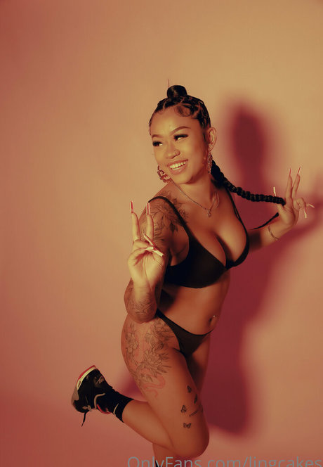 Foto desnuda filtrada de OnlyFans de Lady Bug Baristas