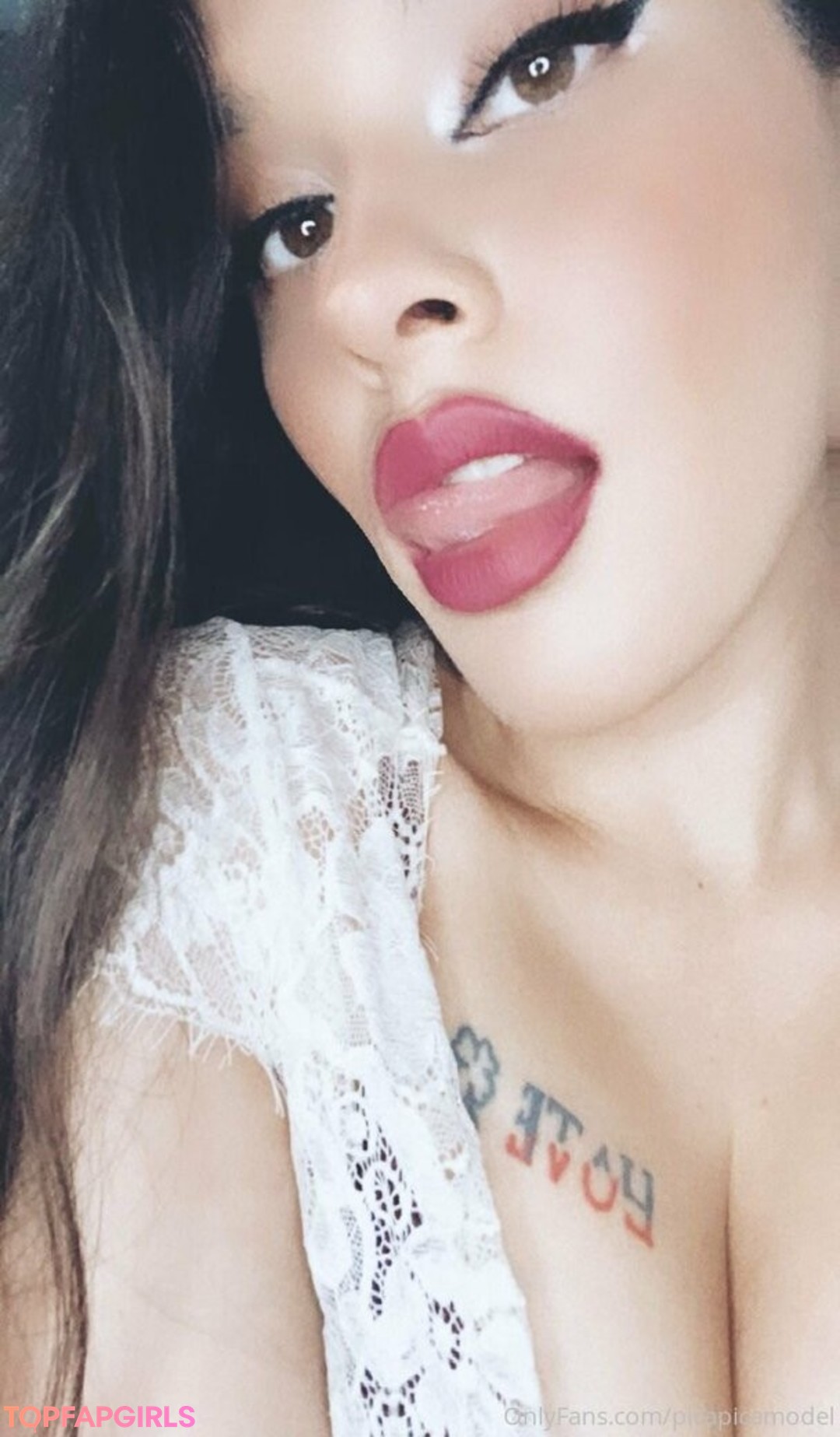 Foto desnuda filtrada de OnlyFans de Picapicamodel #88 Foto desnuda filtrada de OnlyFans de Picapicamodel #88