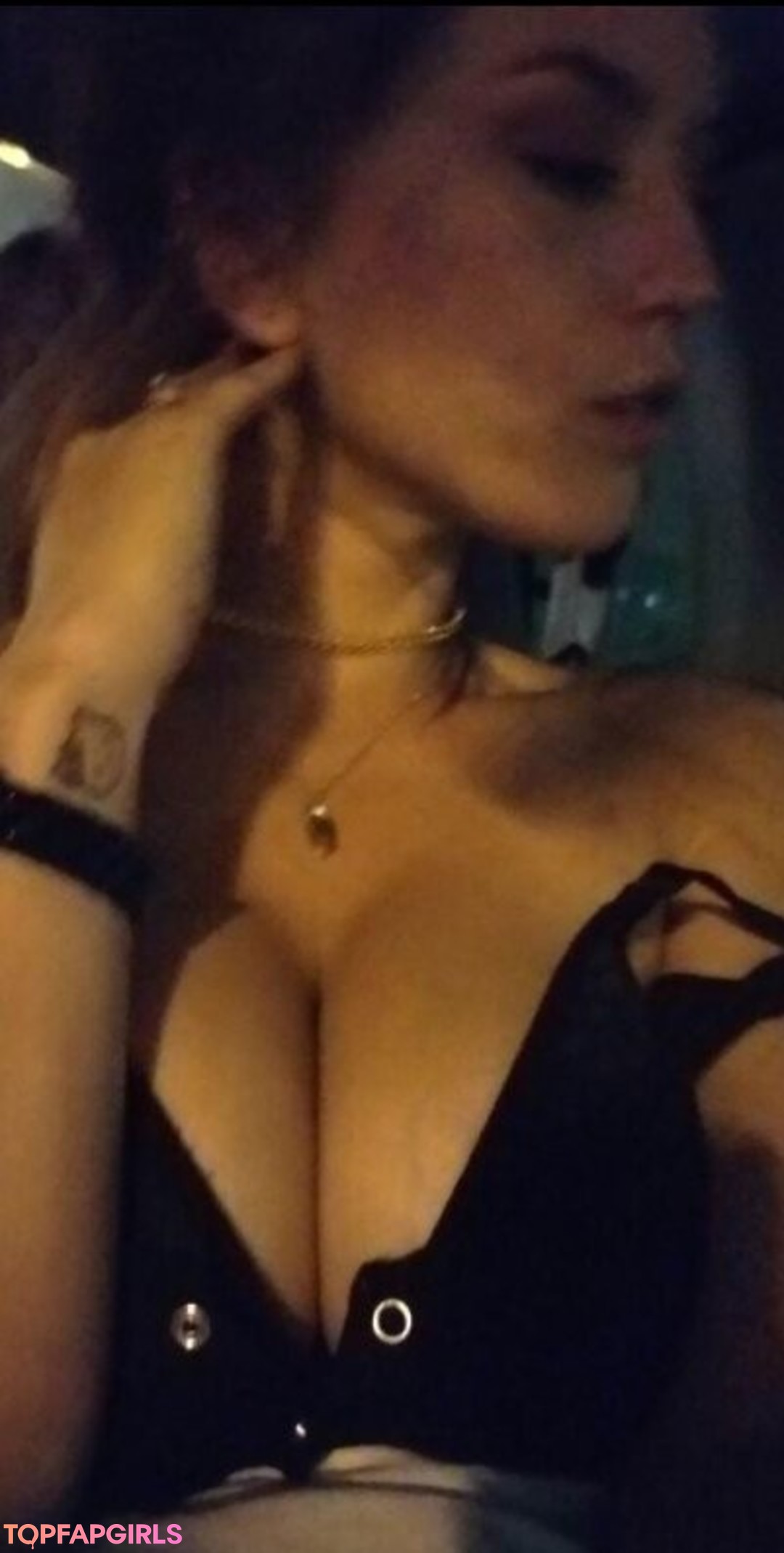 Foto desnuda filtrada de OnlyFans de Bear Dellinger #6 Foto desnuda filtrada de OnlyFans de Bear Dellinger #6